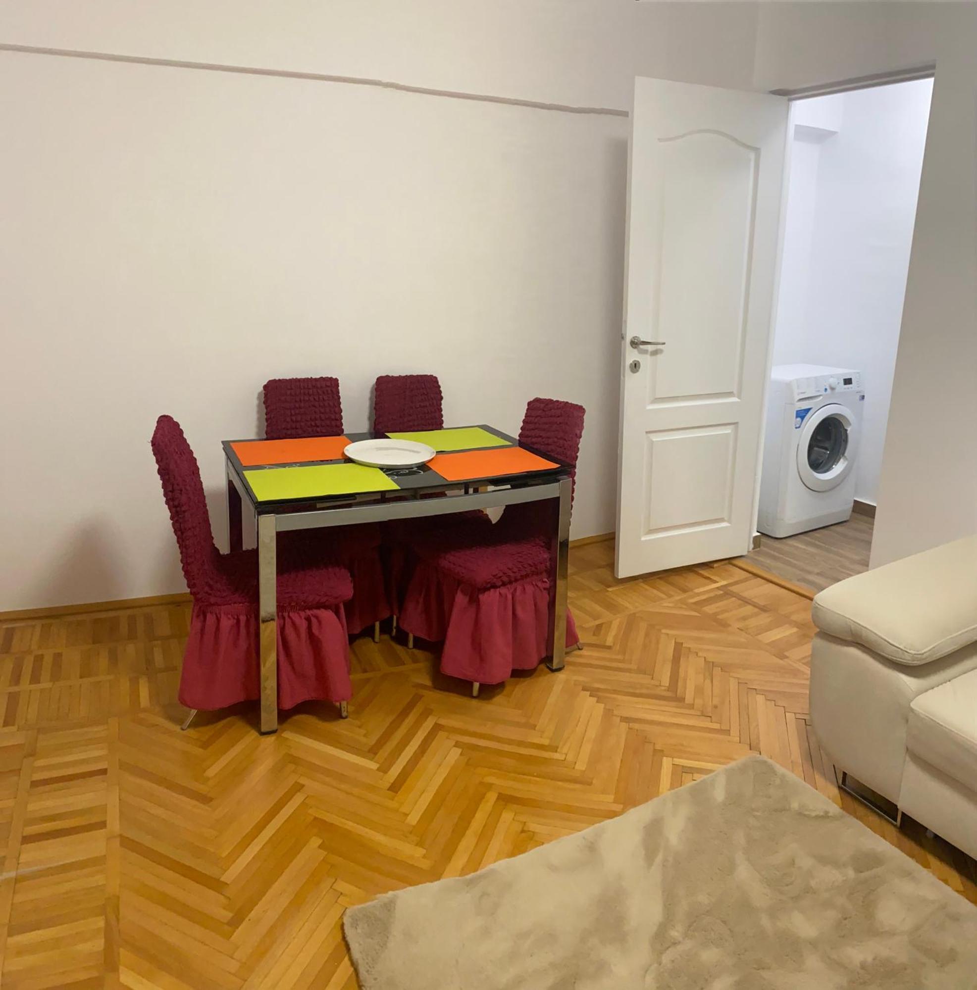 Appartamento Ria & Mihai Apartament Galati Esterno foto