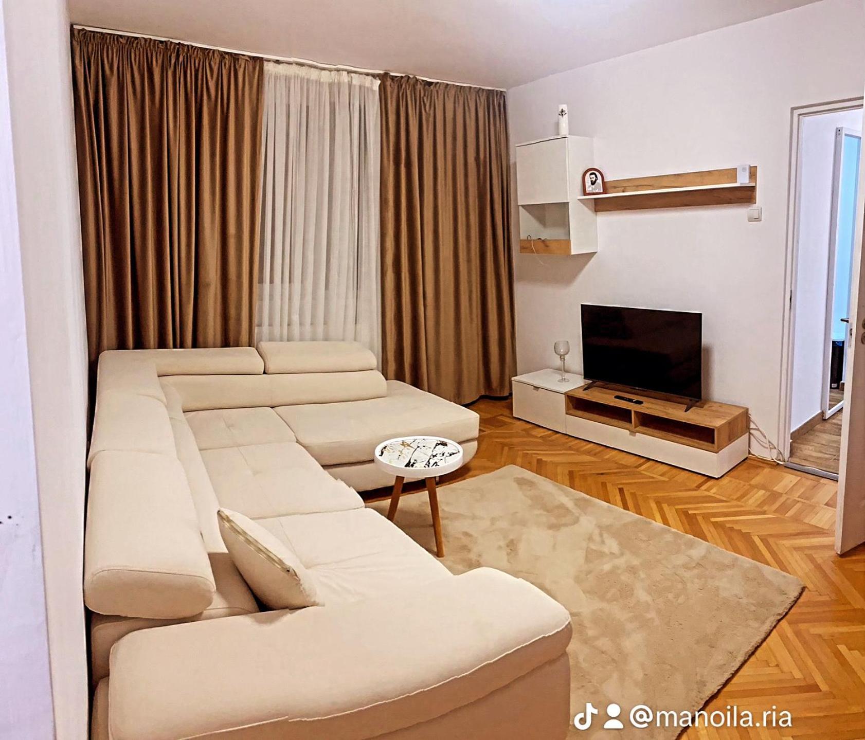Appartamento Ria & Mihai Apartament Galati Esterno foto