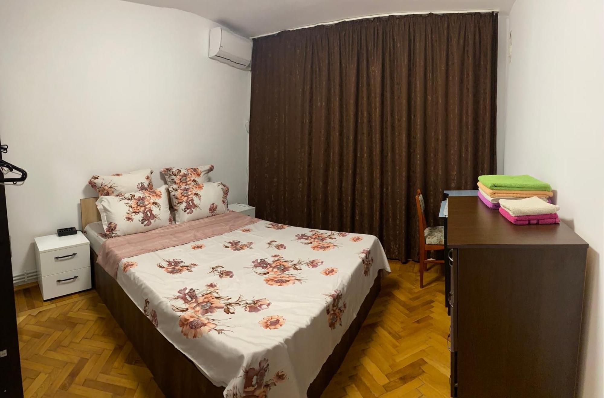 Appartamento Ria & Mihai Apartament Galati Esterno foto